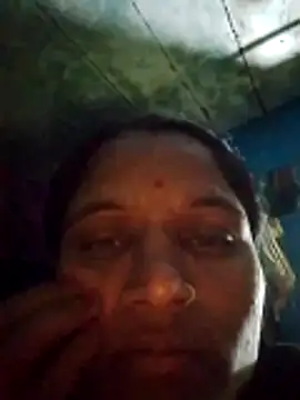 Pooja6060 online show from October 28, 2025, 3:11 pm