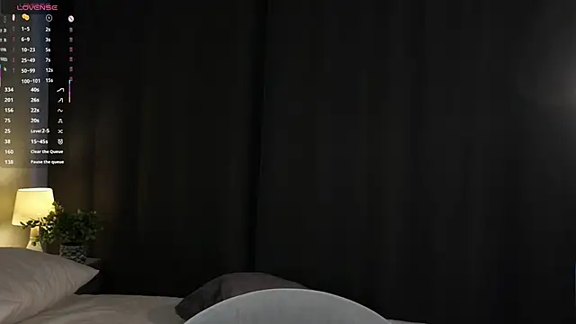 LettySlovacek online show from March 17, 2026, 2:47 am