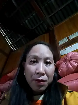 Snapshot of vtmbae chatting on November 13, 2025, 2:26 am vtmbae online show from November 13, 2025, 2:26 am