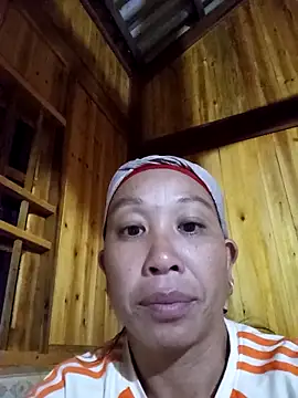 Snapshot of vtmbae chatting on October 21, 2025, 9:58 pm vtmbae online show from October 21, 2025, 9:58 pm