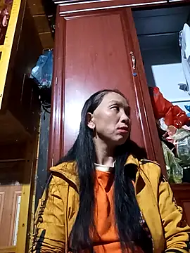 Snapshot of vtmbae chatting on November 12, 2025, 2:15 am vtmbae online show from November 12, 2025, 2:15 am