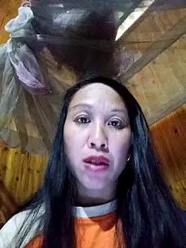 Snapshot of vtmbae chatting on December 5, 2025, 5:50 am vtmbae online show from December 5, 2025, 5:50 am