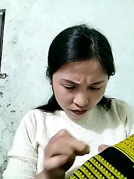 Snapshot of Mai4568 chatting on December 17, 2025, 12:43 pm Mai4568 online show from December 17, 2025, 12:43 pm