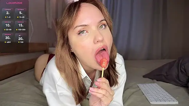 catherine  meow online show from September 24, 2025, 8:32 am