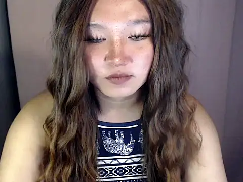 Snapshot of Eyes-on-me chatting on February 5, 2026, 7:26 am Eyes-on-me online show from February 5, 2026, 7:26 am