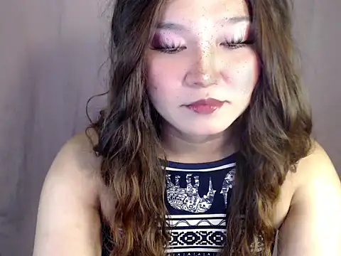 Snapshot of Eyes-on-me chatting on November 28, 2025, 4:51 pm Eyes-on-me online show from November 28, 2025, 4:51 pm