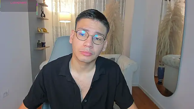 Snapshot of marcuswildx chatting on October 2, 2025, 11:13 am marcuswildx online show from October 2, 2025, 11:13 am