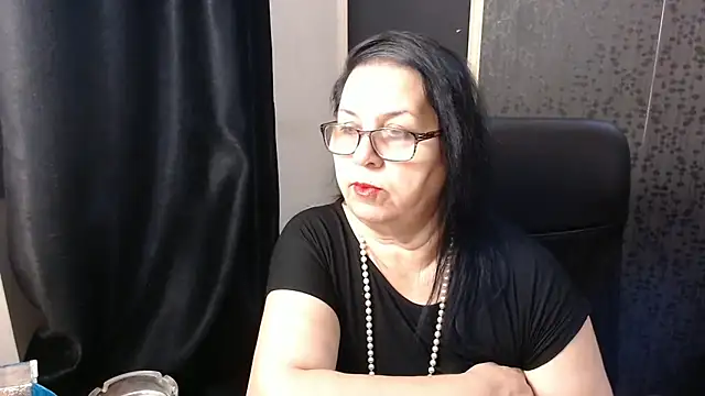 Snapshot of MissSanjanne chatting on November 30, 2025, 3:02 pm MissSanjanne online show from November 30, 2025, 3:02 pm