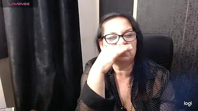 Snapshot of MissSanjanne chatting on November 5, 2025, 9:07 pm MissSanjanne online show from November 5, 2025, 9:07 pm