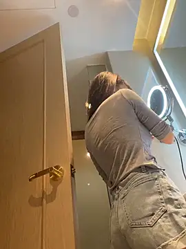 miumiu-66 online show from April 14, 2026, 10:37 pm