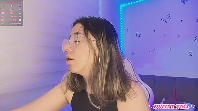 sweettvera online show from March 21, 2026, 1:37 pm