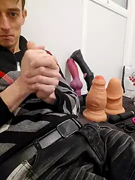 Snapshot of Chrisou73 chatting on February 14, 2026, 4:18 pm Chrisou73 online show from February 14, 2026, 4:18 pm