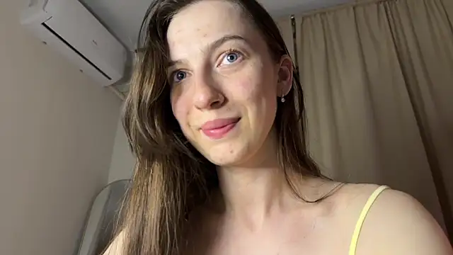Prettyyy Angel online show from May 25, 2026, 7:45 pm