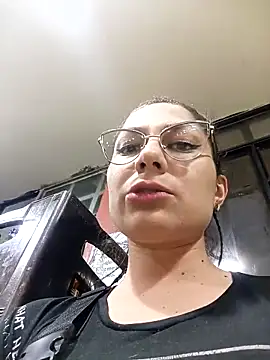 Mia-love-03 online show from October 9, 2025, 12:11 am