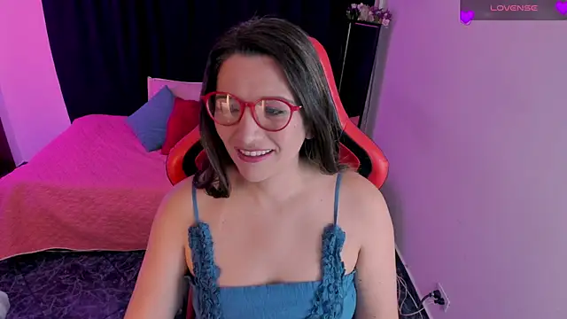 Snapshot of Hanna_MA chatting on May 29, 2026, 5:19 pm Hanna MA online show from May 29, 2026, 5:19 pm