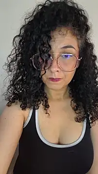 Snapshot of LondonHilton chatting on February 17, 2026, 3:20 pm LondonHilton online show from February 17, 2026, 3:20 pm