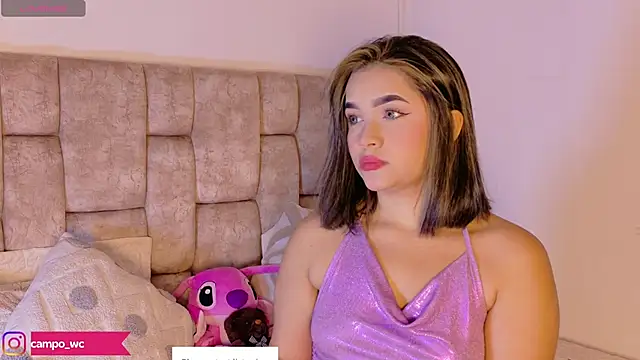 Snapshot of LunaOcampo_ chatting on October 14, 2025, 8:31 pm LunaOcampo online show from October 14, 2025, 8:31 pm