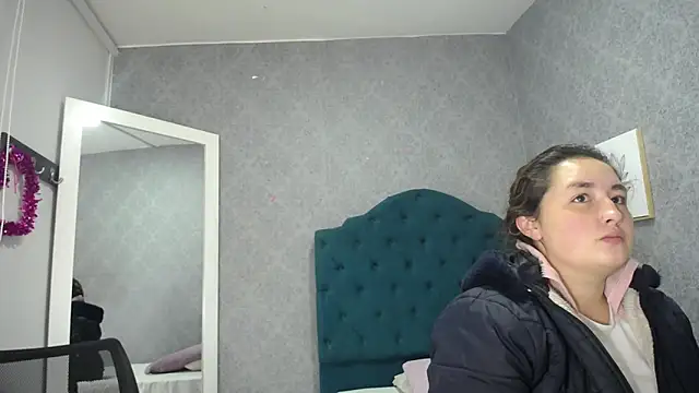 Snapshot of Vic_Taylor chatting on May 8, 2026, 11:25 am Vic Taylor online show from May 8, 2026, 11:25 am