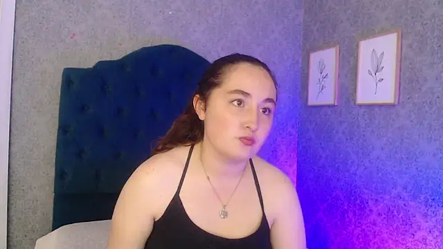 Snapshot of Vic_Taylor chatting on November 5, 2025, 11:24 am Vic Taylor online show from November 5, 2025, 11:24 am