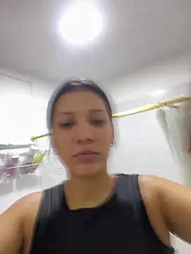 IsabellaJoness  online show from November 6, 2025, 12:20 pm