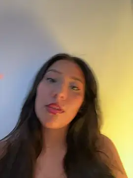 IsabellaJoness  online show from March 12, 2026, 8:24 pm