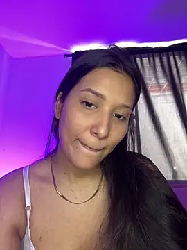 Snapshot of IsabellaJoness_ chatting on February 2, 2026, 8:08 pm IsabellaJoness online show from February 2, 2026, 8:08 pm