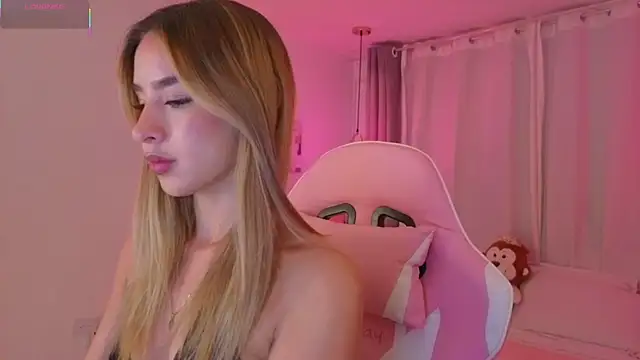 Snapshot of Nallah_ chatting on November 16, 2025, 3:33 am Nallah online show from November 16, 2025, 3:33 am