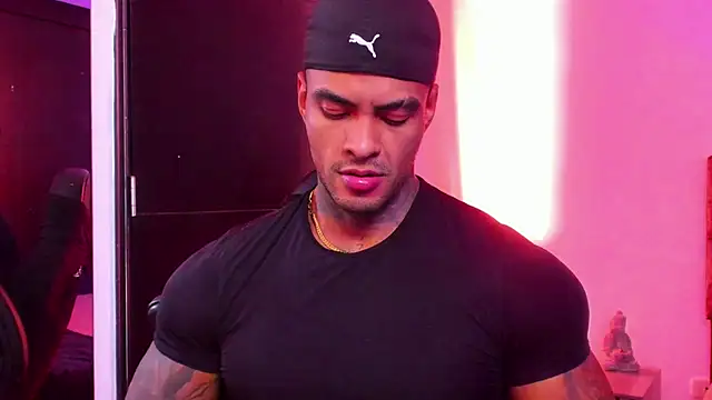 Snapshot of binmontana_ chatting on October 24, 2025, 8:41 pm binmontana online show from October 24, 2025, 8:41 pm