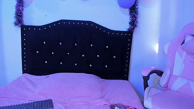 kitty  chs online show from February 10, 2026, 1:43 pm