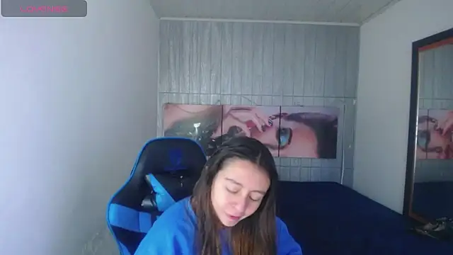 Snapshot of lala_clark chatting on November 20, 2025, 1:01 pm lala clark online show from November 20, 2025, 1:01 pm