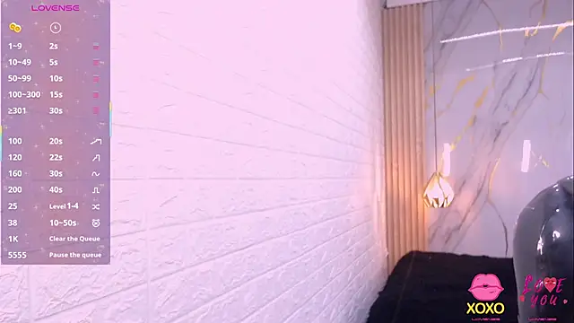 kat 96  online show from December 3, 2025, 6:07 pm