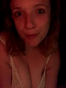 Snapshot of Seturselfonfire chatting on October 1, 2025, 10:20 am Seturselfonfire online show from October 1, 2025, 10:20 am