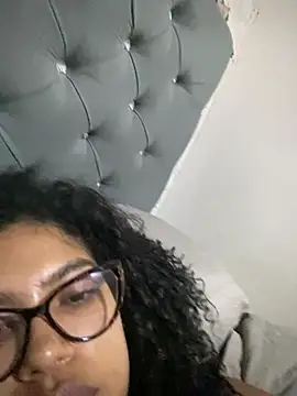 miiabrown18 online show from March 27, 2026, 11:55 am