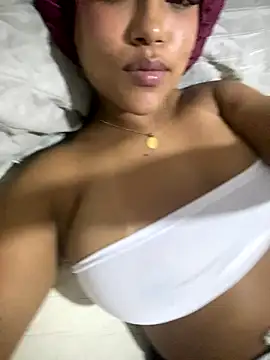 miiabrown18 online show from November 12, 2025, 1:32 am