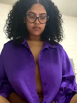 Snapshot of miiabrown18 chatting on January 10, 2026, 12:33 pm miiabrown18 online show from January 10, 2026, 12:33 pm