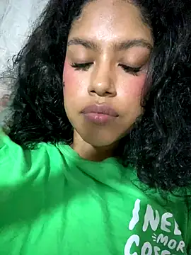 miiabrown18 online show from November 23, 2025, 11:04 pm