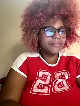niki wild18 online show from October 19, 2025, 2:25 am