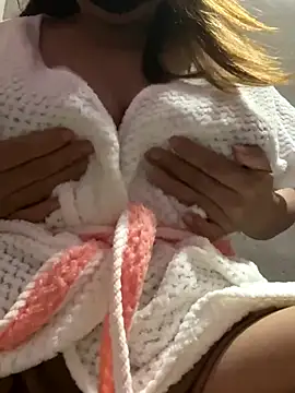 Snapshot of Ni_ni22 chatting on November 25, 2025, 4:51 pm Ni ni22 online show from November 25, 2025, 4:51 pm