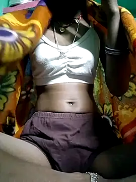 Snapshot of Cuty_kinjal chatting on November 16, 2025, 9:30 pm Cuty kinjal online show from November 16, 2025, 9:30 pm