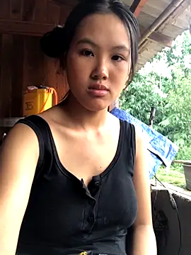 Snapshot of Mai_lovely chatting on October 11, 2025, 2:34 am Mai lovely online show from October 11, 2025, 2:34 am
