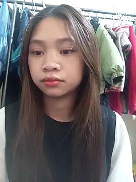 Snapshot of Mayy1 chatting on November 15, 2025, 2:04 am Mayy1 online show from November 15, 2025, 2:04 am