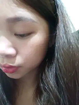 Snapshot of Mayy1 chatting on October 5, 2025, 1:35 pm Mayy1 online show from October 5, 2025, 1:35 pm