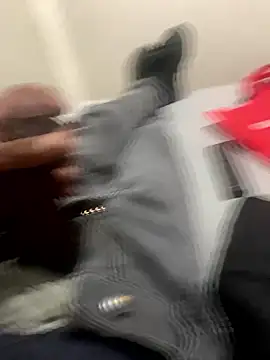 Chee19 online show from January 16, 2026, 11:47 am