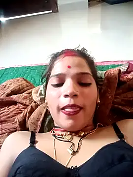 Snapshot of Mahek_love143 chatting on May 31, 2026, 11:05 am Mahek love143 online show from May 31, 2026, 11:05 am