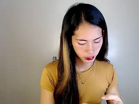 Snapshot of ashley_bombshell chatting on October 24, 2025, 8:30 pm ashley bombshell online show from October 24, 2025, 8:30 pm