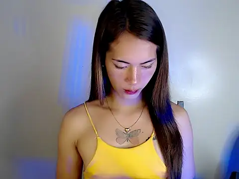 Snapshot of ashley_bombshell chatting on December 3, 2025, 9:20 am ashley bombshell online show from December 3, 2025, 9:20 am