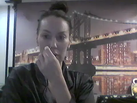 Selirine online show from October 17, 2025, 12:07 pm