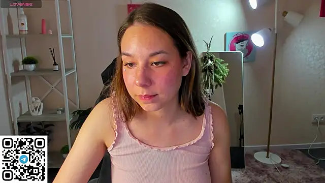 Snapshot of Al1ice_Moures chatting on February 3, 2026, 2:53 am Al1ice Moures online show from February 3, 2026, 2:53 am