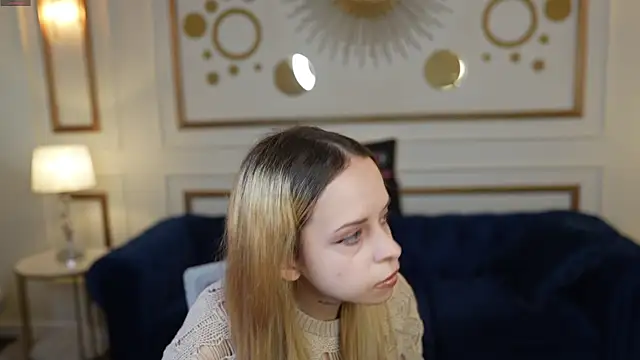 Snapshot of Luchi_Sun chatting on October 22, 2025, 10:25 am Luchi Sun online show from October 22, 2025, 10:25 am