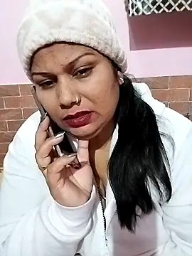 Snapshot of Punjabi_Jatni chatting on December 15, 2025, 5:19 pm Punjabi Jatni online show from December 15, 2025, 5:19 pm